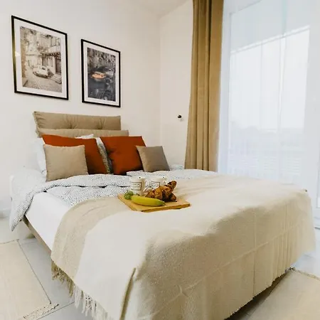 Echo, F210 Apartment Lublin