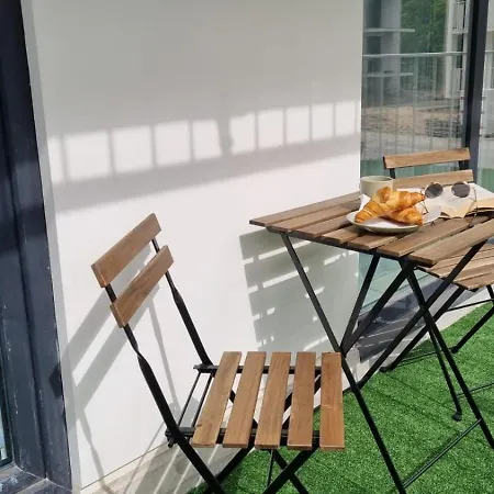 Echo, F210 * 卢布林